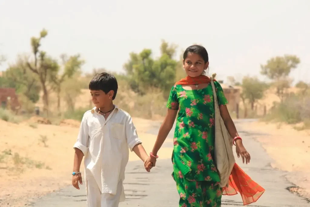 15-Bollywood-Movies-to-Binge-Watch-This-Raksha-Bandhan-Dhanak